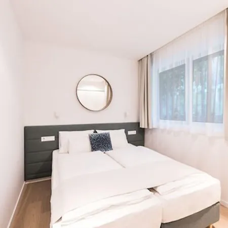 Lägenhetshotell Oliver Lux