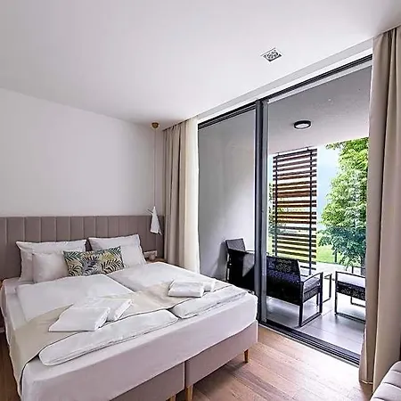 Oliver Lux Apart-hotel 4*