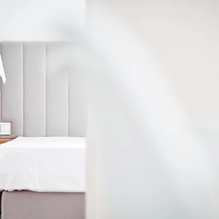 Oliver Lux Lägenhetshotell 4*