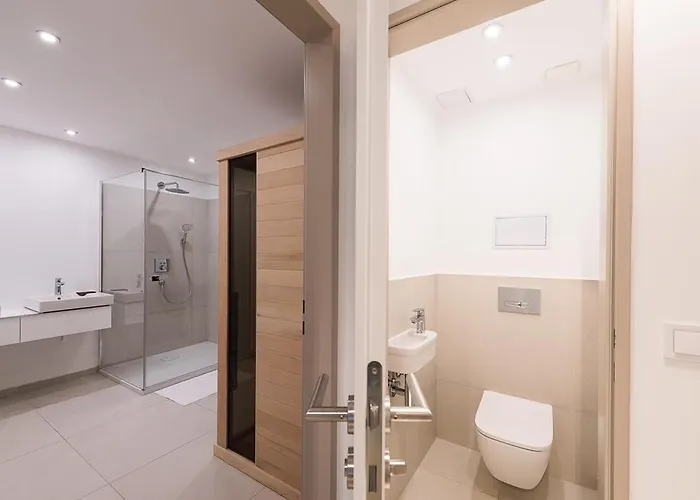 Oliver Lux Aparthotel 4*